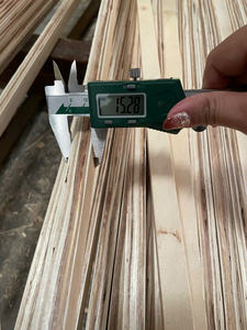 Emballage en LVL vietnamien, qualité d'emballage, taille 15x20MM - Product Image 4