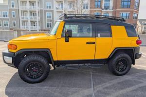 TOYOTA FJ CRUISER d'occasion 2007, conduite à gauche/droite - Product Image 4