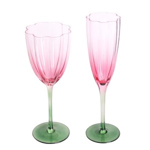 Verres à vin en cristal de qualité supérieure, aspect floral, design moderne et luxueux, options personnalisables, attrait intemporel, fantastique - Product Image 6