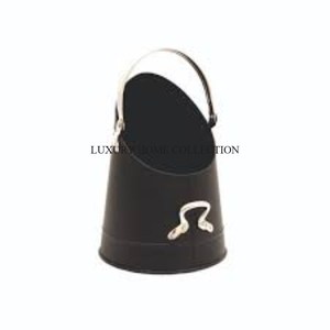 Seau à charbon en métal de style industriel avec un design profond pour contenir une grande quantité de charbon de bois et de cendres - Product Image 5