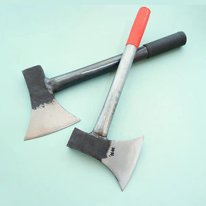 Hache de jardin de haute qualité avec manche en bois poli pour couper du bois et des os - Product Image 5