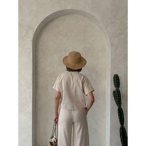 Blusa con Estampado de Lazo para Mujer, Diseño Elegante y Moderno - Product Image 1