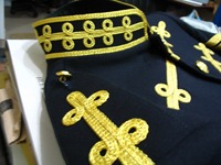 Uniforme de fanfare homme/femme sur mesure de qualité supérieure, tailles personnalisées, en soie, avec logo imprimé, design imprimé numériquement, couleur personnalisée