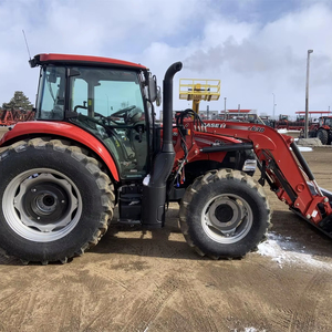 Pour tracteur Case IH Farmall 2024 modèle 110C avec composants de base pompe et boîte de vitesses - Product Image 1