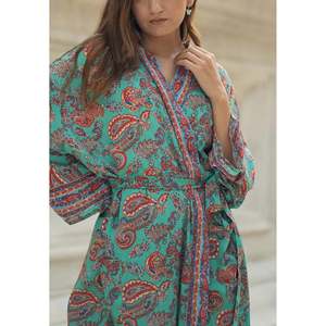 Vestido Kimono de Lujo en Mezcla de Seda, Suave y Transpirable, Largo y Tejido, para Mujer, Ideal para Damas de Honor, Playa, Resort, Ropa de Dormir y Ropa de Estar por Casa - Product Image 1
