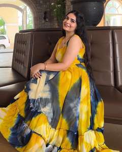 ชุดสูท Anarkali ดีไซเนอร์ผ้าจอร์เจียเทียมขนาดใหญ่สไตล์แฟนซีแบบใหม่เรียงตามลำดับ5มม. และงานปักมีแขนสั้นสำหรับผู้หญิง - Product Image 4