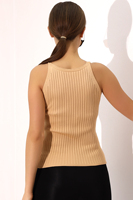 Top corto de punto con cuello halter para mujer, sin mangas, color liso, informal, para primavera y verano, ajuste elástico, longitud regular