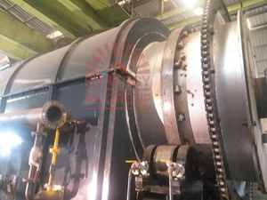 Venta caliente de plástico de desecho de 4 toneladas para planta de pirólisis de combustible | Sistema de reciclaje renovable de alta eficiencia | Lista para exportación - Product Image 4