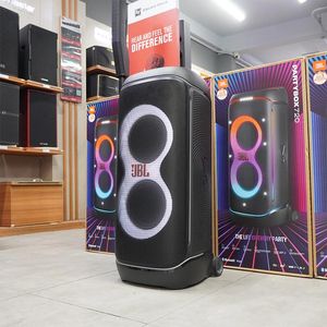 Altavoz Portátil JBL PartyBox Ultimate 1100W / 720 / 520 / Stage 320 100% Original, Nuevo, Sonido Profesional, Altavoz Inalámbrico para Fiestas - Product Image 4