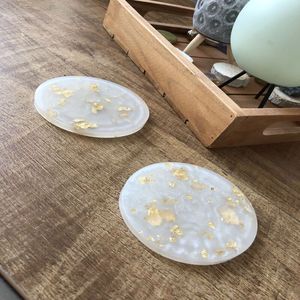 Ensemble de sous-verres en bois artistique avec flocons métalliques intégrés et tapis carrés modernes faits à la main à paillettes pour les cadeaux de Table de salon - Product Image 2