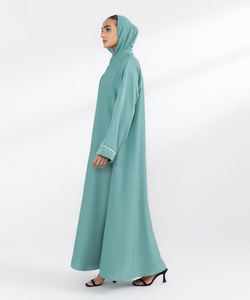 Manga larga Tallas grandes Color sólido Casual Abaya Color personalizado Manga larga Ropa islámica Hijab Mujeres Abaya Impreso OEM - Product Image 2