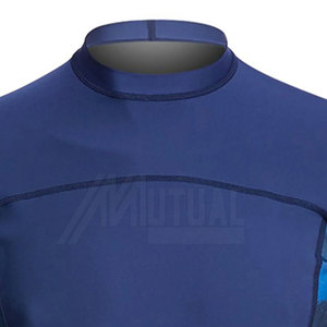 Camisa Rash Guard de manga larga para hombres y mujeres de la mejor calidad Compresión de secado rápido y diseño transpirable - Product Image 4
