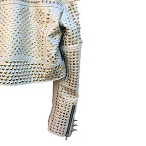 Nuevo diseño elegante chaqueta de cuero rojo con tachuelas para mujer chaqueta de cuero corta de estilo callejero de invierno de alta calidad para mujer - Product Image 6