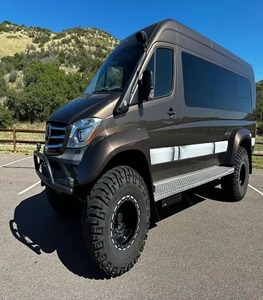 Mercedes-Benz Sprinter 3500 4x4 Nueva, Impecable, Camioneta de Alto Rendimiento, SUV con Características de Confort y Seguridad - Product Image 3