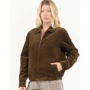 Chaqueta de pana de moda para hombre de talla grande, adorno de piel de oveja relleno de fibra de poliéster de invierno hecho en Pakistán - Product Image 6