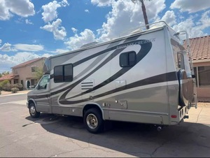 Venta Caliente de Fábrica, en Existencia, Autocaravana Todoterreno de 12V, Autocaravana Todoterreno, Casa Rodante para Todas las Estaciones, Precio Económico - Product Image 5