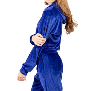 Survêtement en velours pour femmes, respirant et à séchage rapide, teint en plaine, entièrement personnalisé, survêtement en velours pour femmes du meilleur fournisseur - Product Image 2