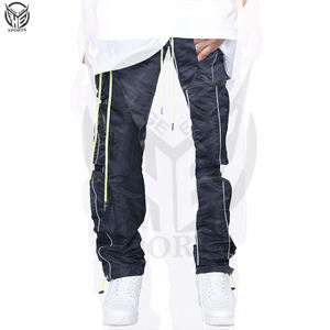 Pantalon cargo décontracté en toile légère à 6 poches avec logo et design personnalisés pour hommes - Product Image 2