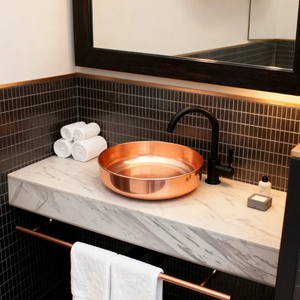 Évier artisanal sur mesure en cuivre patiné et laiton brossé |   Lavabo sur pied de luxe moderne pour salle de bain/toilettes, haut de gamme - Product Image 3