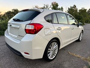 Subaru Impreza 2.0i Limited Hatchback AWD 2016 - Product Image 5