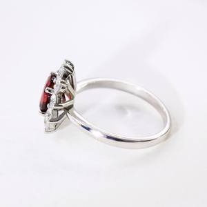 10x8mm ovale coupe rouge CZ Halo bague de fiançailles en argent avec des accents blancs ronds promesse de mariée bijoux en gros OEM - Product Image 5