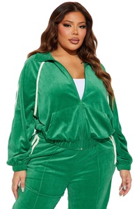 Conjunto de Chándal Personalizado con Pedrería, Pantalones Acampanados y Sudadera Oversize Estilo Urbano - Product Image 1