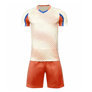 Vêtements de football à transfert thermique pour adultes coupe automatisée ensemble de maillots de football vente en gros de vêtements uniformes - Product Image 1