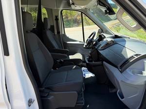 MEJOR OFERTA: Ford Transit 150 XLT 2018, Furgoneta de Trabajo con Portaequipajes y Transmisión - Product Image 2