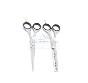 Juego de Tijeras de Peluquería Profesionales de Acero Inoxidable de Alta Calidad, Fuente de Alimentación Manual por DAVICON ENTERPRISES - Product Image 1
