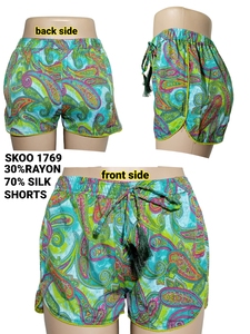 Shorts en soie et rayonne à motif floral vintage pour femmes, 70% soie/30% rayonne, lavés, respirants, écologiques, élégants et décontractés - Product Image 3