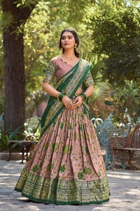 Kalamkari Tussar Impresión de seda y lámina con lienzo cosido y colección Can Lehenga Choli adjunta - Product Image 2
