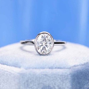 Vente en gros belle bague en diamant Moissanite avec un éclat clair bijoux de longue durée faits à la main parfaits pour les femmes hommes mode et événements - Product Image 2