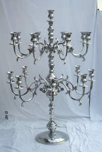 Candelabros altos de 24 brazos para bodas Candelabros de decoración de boda de diseño clásico de aspecto real de 24 brazos Candelabros de clase alta - Product Image 2