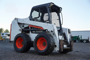 Boissonneuse à roues d'occasion 2020 BOBBCAT S550 EPA CE ISO CERTIFICATED Skid Steer avec moteur diesel Bonne condition - Product Image 3