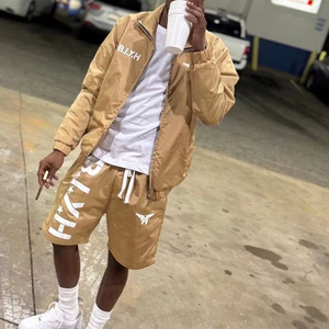 Veste à capuche zippée extérieure imperméable Ensembles courts pour hommes Costumes coupe-vent pour hommes Couleur unie Pluie Ensembles courts en nylon léger pour hommes - Product Image 1