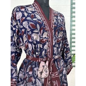 Kimono Vintage de Crepé de Seda, Ligero y Lujoso, Bata Suave y Cómoda, Regalo Perfecto para Mujer, para Usar por la Noche, Tejido para Primavera - Product Image 4