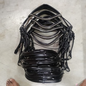 Venta caliente cuero caballo brida respetuoso con el medio ambiente calidad superior vegetal tambor teñido acolchado Noseband caballo equipo Kanpur India - Product Image 5