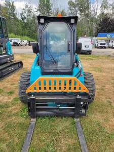 ENVÍO GRATUITO SUNWARD SWTL 3230 Cargador Compacto con Certificación EPA y CE, Cilindro Hidráulico Eaton, Motor Principal, Bomba, Caja de Cambios, Engranaje, PLC - Product Image 3