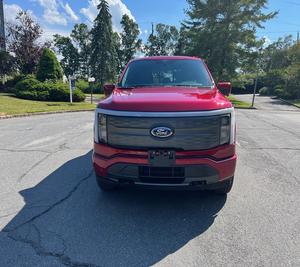 Furrd F-150 Lightning Lariat 2022, Gasolina, Bajo Kilometraje - Product Image 1