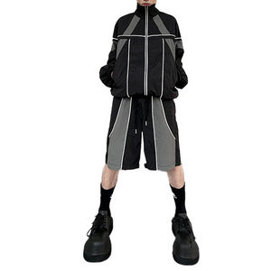 Conjunto de Pantalones Cortos y Chaqueta Deportiva Cortavientos Personalizada de Alta Calidad, Conjunto de Pantalones Cortos y Chaqueta Deportiva Reflectante para Hombre - Product Image 5