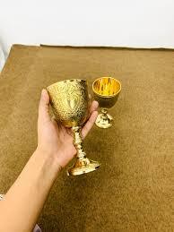 Gobelet élégant en laiton pour la maison, les hôtels, verres et verres de table, couleur argent, design moderne, argent et laiton plaqué or - Product Image 4