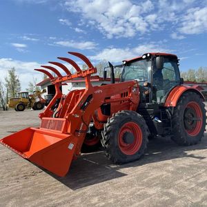 Tracteur à roues diesel Kubota M108S en vente à prix réduit Composants de base avec pompe incluse - Product Image 3