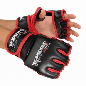 Gants d'entraînement MMA en gros, qualité supérieure, demi-doigts, en cuir, pour arts martiaux et boxe, avec pouce rembourré - Product Image 1