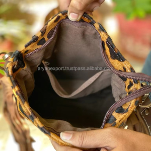 Nouvel arrivage de sacs à main à franges en cuir et fourrure d'animaux de style occidental Sac à bandoulière imprimé léopard Sacs de sculpture usinés à la main Vêtements de fête pour femmes - Product Image 6