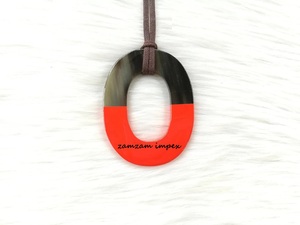 Collar de Estilo Bohemio Moderno para Mujer, con Colgante Ovalado de Resina Amarilla y Cuerno de Búfalo, Joyería de Moda Ecológica, Artística y Coleccionable - Product Image 2