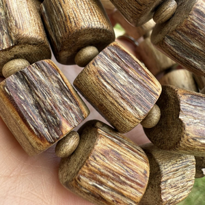 Pulsera de Oud de Vietnam de calidad superior hecha a mano con cuentas de Rosario de madera de agar pura Opción de regalo subacuática de gama alta - Product Image 3
