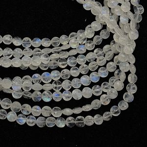 Venta al por mayor Rainbow Moonstone Faceted Coin Shape Briolette Beads White Stone Beads para joyería - Product Image 2