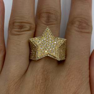 Unisex VVS Moissanite แหวนดาวเย็น10K สีทอง10K ประดับทองประดับหินอัญมณีคริสเตียนปรับแต่งได้ - Product Image 1