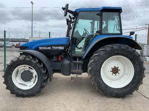 Tractor New Holland TM150 4X4 de 150 CV en Venta - Product Image 2