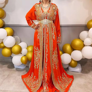 DISEÑO ELEGANTE CON HERMOSO BORDADO DE ZARI DORADO TRABAJA EN UN VESTIDO CAFTÁN NARANJA CON ESTILO PARA FIESTA Y BODA = 2024 - Product Image 1